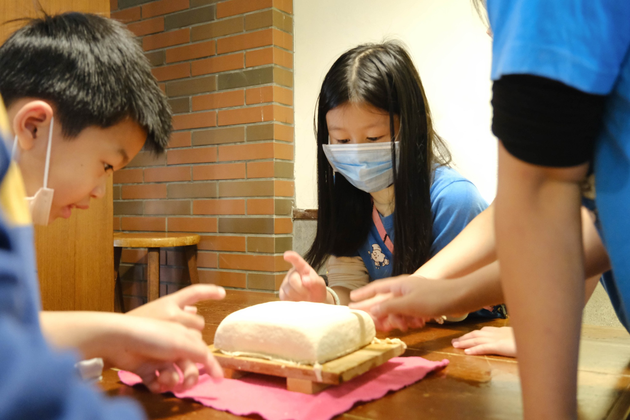 【深坑豆腐自己動手做，這樣吃才對味！】 「深坑豆腐不是只有臭才好吃啦～～～」 #…