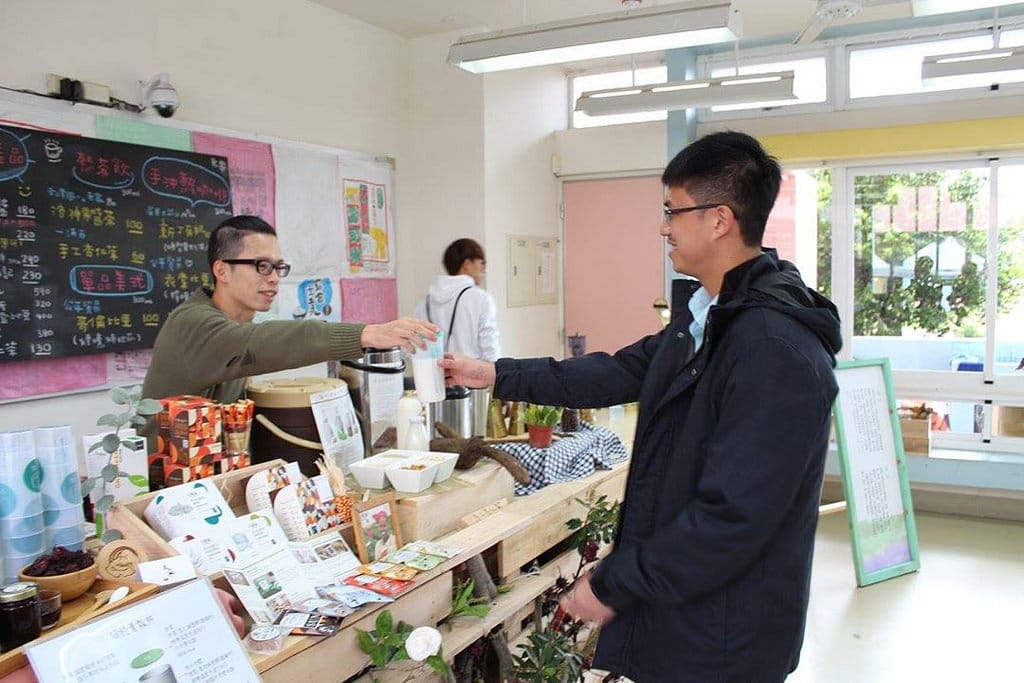 一場園遊會節省近1000個垃圾!不會麻煩的餐具租借 一場園遊會節省近1000個垃圾!不會麻煩的餐具租借